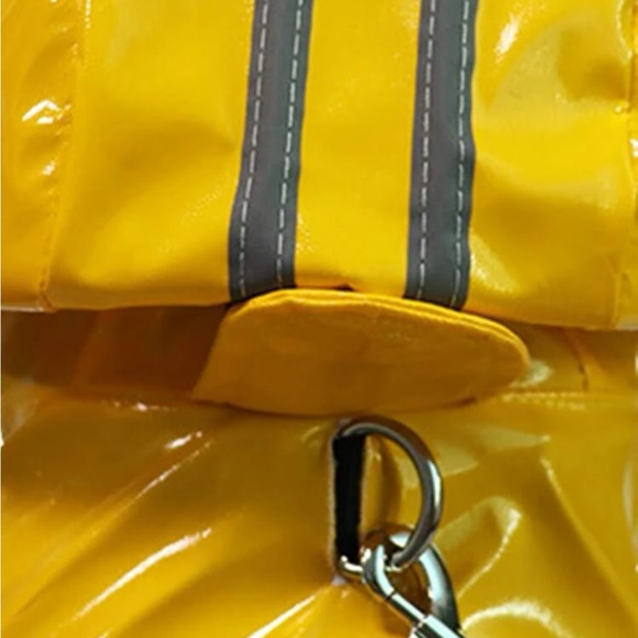 DOG/PET YELLOW RAINCOAT - Picture 3 of 9